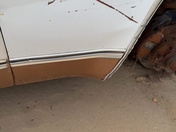 1980 Chevy Silverado C20 Passenger Right Moulding From Fender Oem Trim Strip — photo 3