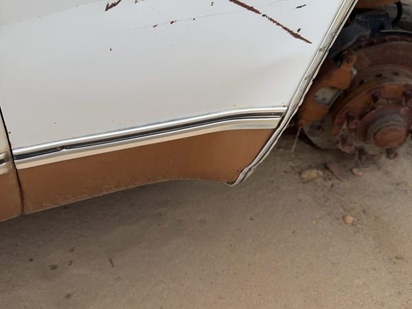 1980 Chevy Silverado C20 Passenger Right Moulding From Fender Oem Trim Strip — photo 5