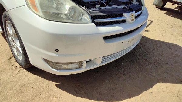 2004-2005 Toyota Sienna Front Bumper Cover Assembly Oem White 071 52119Ae903 — photo 7