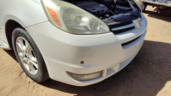 2004-2005 Toyota Sienna Front Bumper Cover Assembly Oem White 071 52119Ae903 — photo 8