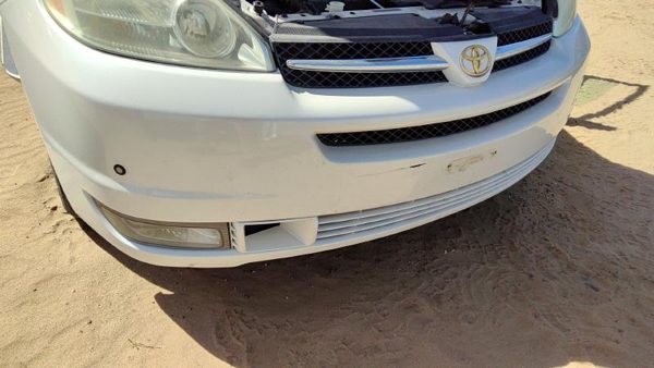 2004-2005 Toyota Sienna Front Bumper Cover Assembly Oem White 071 52119Ae903 — photo 6