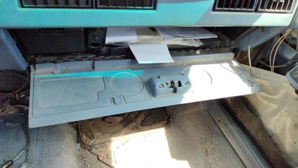 86-96 Olds Cutlass Ciera Glove Box Assembly Complete Door With Latch Oem Blue — photo 5