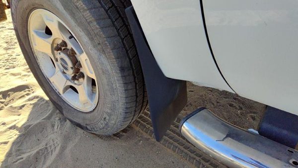 2011-2016 Ford F250 Driver Left Mud Guard From Fender Mud Flap Oem Bc3z16n455a — photo 1