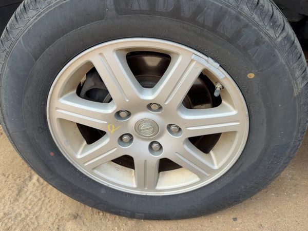 2008-2013 Chrysler Town & Country 16" Aluminum Wheel Oem Factory 7 Spoke Rim #2 — photo 4