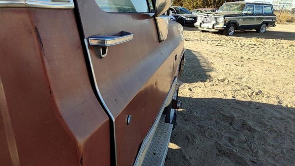 1983 Chevy Pickup 30 Front Door RH — photo 3