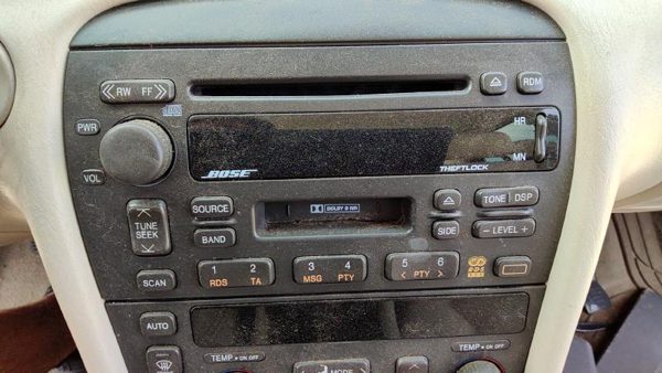 1999 Cadillac Seville Audio & Visual Equip.(radio) — photo 2