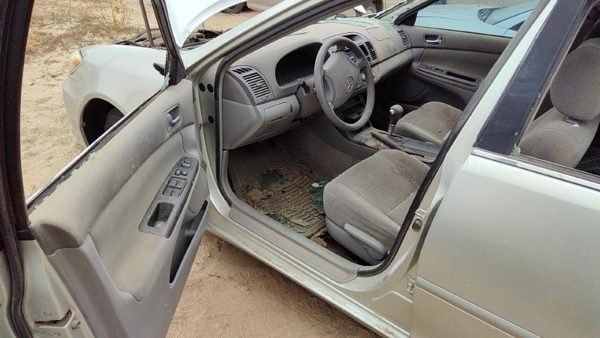 2005 Toyota Camry — vehicle photo 5