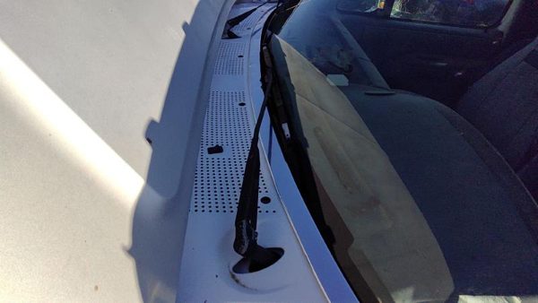 1996 Ford F350 Wiper Arm — photo 4