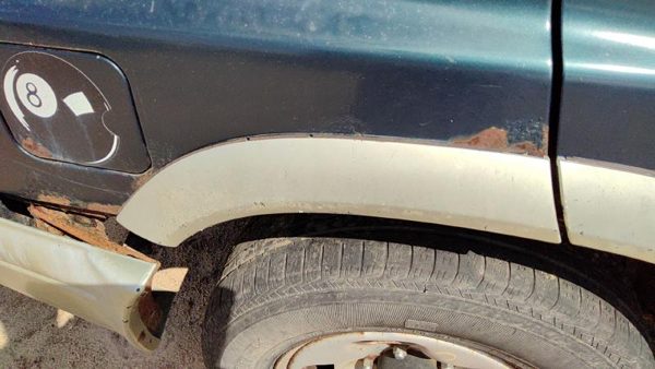 96-98 Suzuki Sidekick Passenger Right Rear Moulding On Quarter Panel Oem — photo 4
