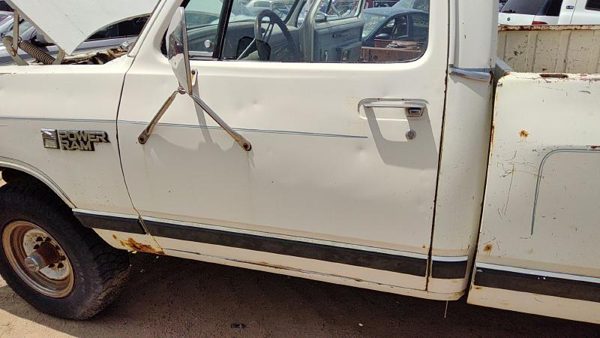 1984 Dodge Ram Front Door LH White — photo 4