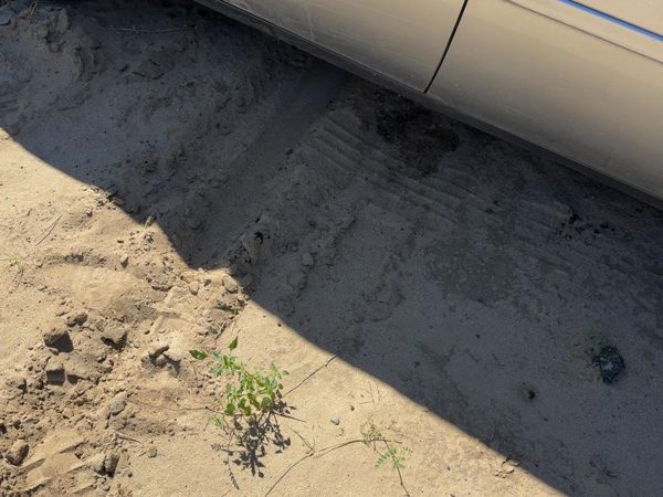 2005 Cadillac Deville Rocker Moulding RH — photo 5