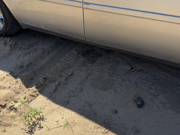 2005 Cadillac Deville Rocker Moulding RH — photo 6