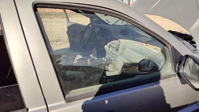 1999-2004 Jeep Grand Cherokee Passenger Right Front Side Window Door Glass Oem