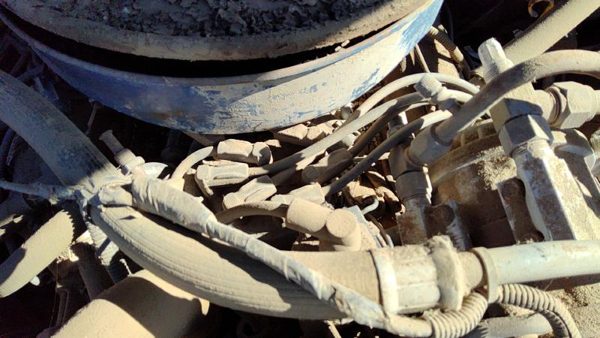 1981-1983 Ford F150 Ignition Distributor Oem 5.8L D9az12127c — photo 1