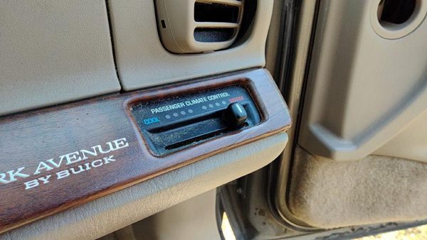 1997-2005 Buick Park Ave Passenger Side Heater Ac Control Slider Oem 25690875 — photo 2