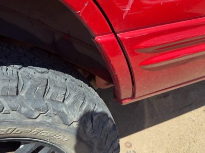 00 Grand Cherokee Passenger Right Rear Moulding On Quarter Panel Flame Red Pr4