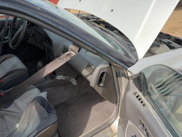 1990 Subaru Legacy Passenger Right Seat Belt Track Assembly Oem Power Slide Gray — photo 2