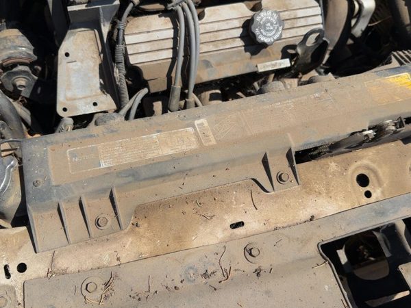 90-99 Eighty Eight Top Plastic Cover Above Radiator Support Sight Shield Oem — photo 2