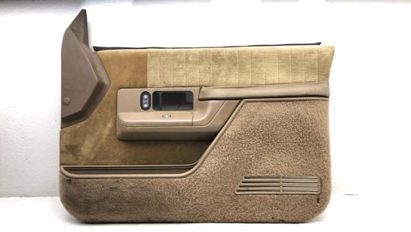 1992-1994 Chevy Suburban Passenger Right Front Door Trim Panel With Switches — photo 1