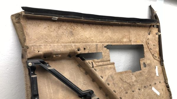 1992-1994 Chevy Suburban Passenger Right Front Door Trim Panel With Switches — photo 14