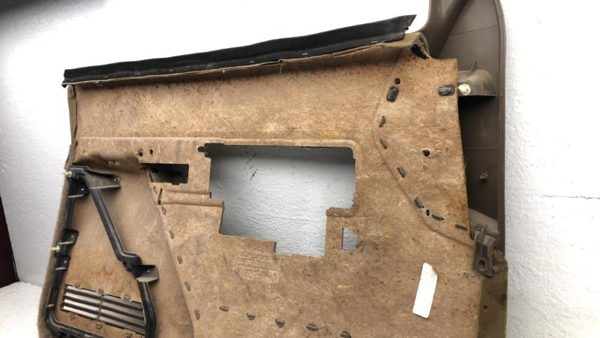 1992-1994 Chevy Suburban Passenger Right Front Door Trim Panel With Switches — photo 11