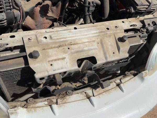 1995-2005 Chevy Cavalier Hood Latch Assembly With Bracket Oem 22641589 — photo 4