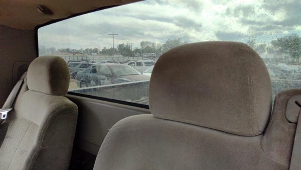2001 Chevy Silverado 2500 Pair Of Front Headrests Oem Left Right Set Seat — photo 3