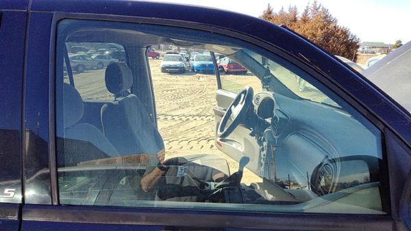 2002-2009 Chevy Trail Blazer Passenger Right Front Side Window Door Glass Oem — photo 3