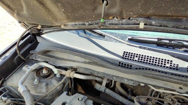 02-04 Honda Civic Hatchback Si Windshield Wiper Cowl Vent Trim Panel Oem Cover — photo 8