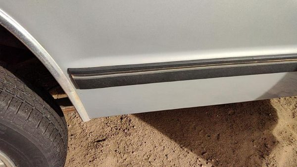 82-90 Chevy S10 Pickup Passenger Right Rear Moulding On Front Of Box Oem — photo 4