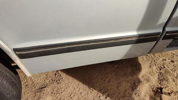 82-90 Chevy S10 Pickup Passenger Right Rear Moulding On Front Of Box Oem — photo 3