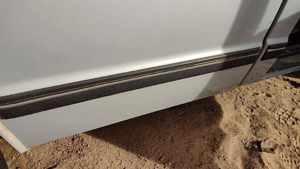 82-90 Chevy S10 Pickup Passenger Right Rear Moulding On Front Of Box Oem — photo 5