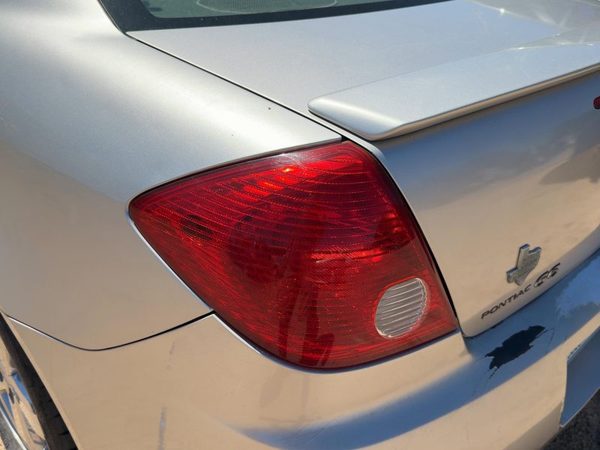 2005-2010 Pontiac G6 Driver Left Tail Light Brake Lamp Oem Rear 15242809 — photo 2
