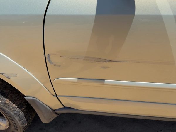 2006 Subaru Legacy Front Door LH Gold 9J — photo 5