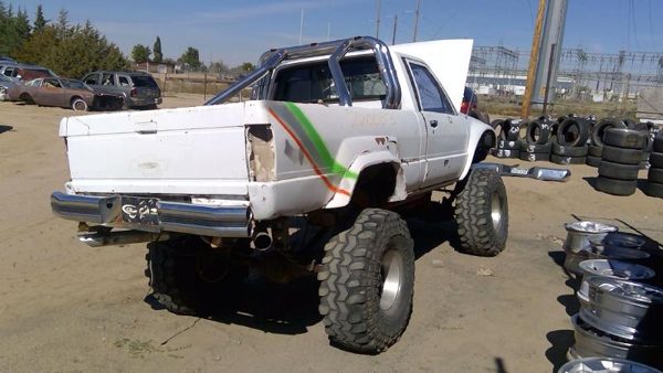 1985 Toyota Pickup — vehicle photo 6