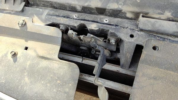2007-2009 Nissan Altima Hood Latch Assembly With Bracket Oem 62500Ja000 — photo 4