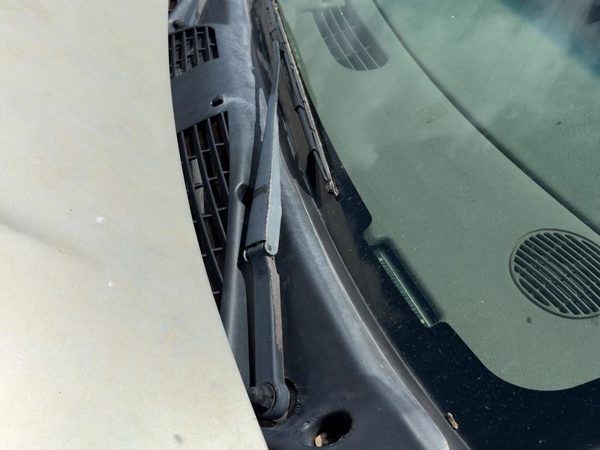 2004-2007 Buick Rainier Driver Left Windshield Wiper Arm Oem Blade Lever — photo 2