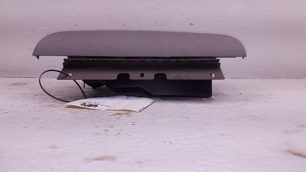 2006 Buick Rainier Glove Box Oem — photo 6