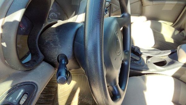 2004 Pontiac Grand Am Steering Column Key 26077617 — photo 2