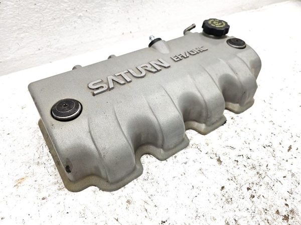 1997 Saturn Sl1 Valve Cover — photo 2