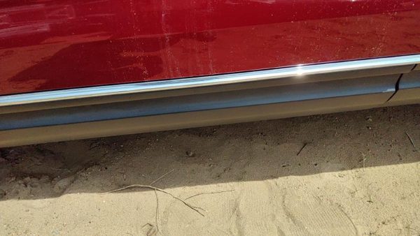 2014 Ford Explorer Front Door Moulding LH Ruby Red Rr — photo 4