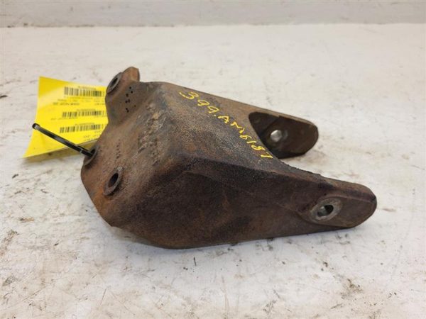1987 Wrangl Misc. Engine Part LH 87 Wrangler Yj Driver Left Motor Mount Bracket — photo 2