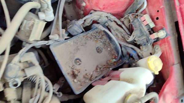 94-97 Ford Aspire Complete Battery Box Mount Tray With Hold Down Oem 1.3L — photo 3