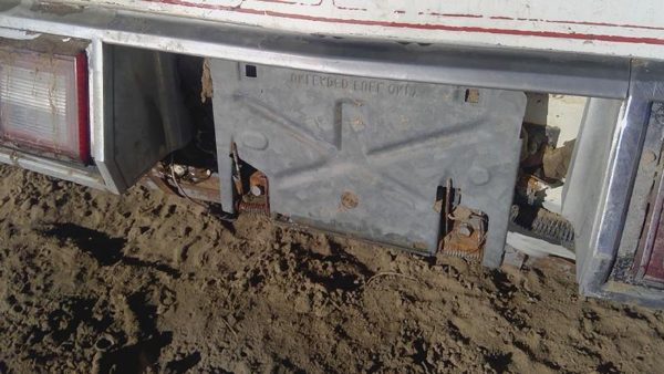 78-87 Buick Regal Fuel Tank Door With Hinge Gas Lid Oem Filler — photo 6