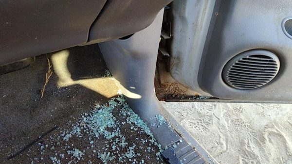 1997-2004 Dodge Dakota Passenger Right Lower Kick Trim Panel Oem Gray — photo 2