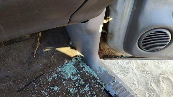 1997-2004 Dodge Dakota Passenger Right Lower Kick Trim Panel Oem Gray — photo 3