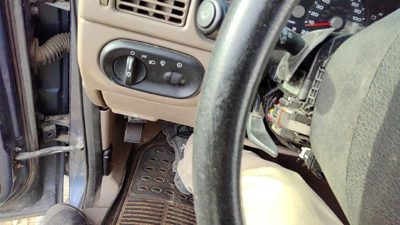 2005 Ford Explorer Steering Wheel OEM Tan Gp 2L2Z3600CAA