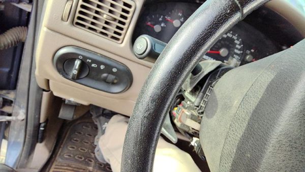 2005 Ford Explorer Steering Wheel OEM Tan Gp 2L2Z3600CAA — photo 2