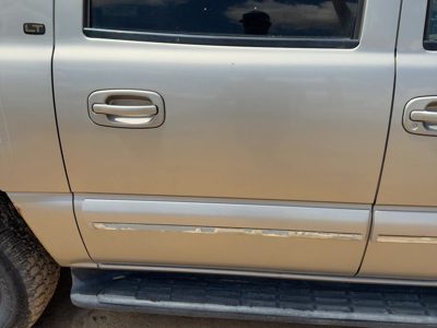 2001 Suburban 1500 Rear Door RH Pewter 11U