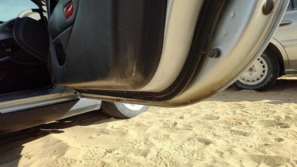 2004 Mitsubishi Eclipse Front Door RH A68 Sterling Silver — photo 10